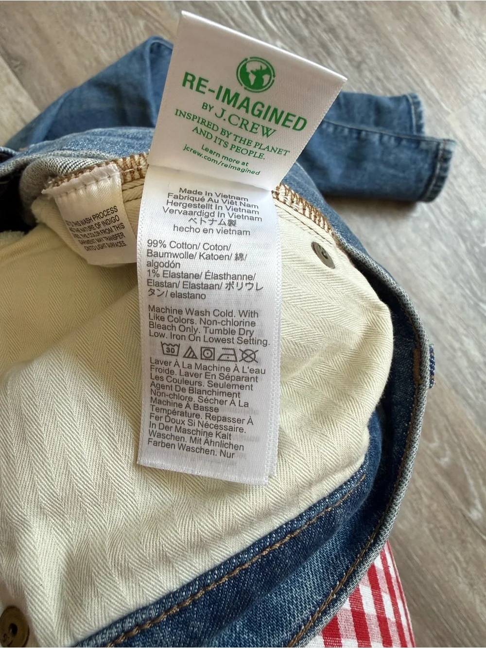 J.CREW Nipped straight jean in stretch Size 28